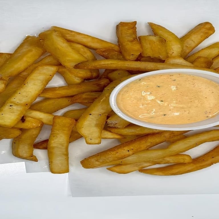Finger-Lickin' Fries: A Crispy Delight